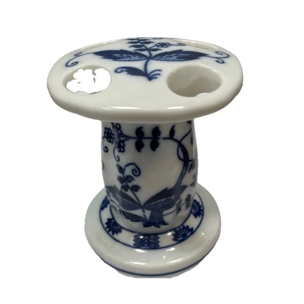 Vintage Porcelain Blue Onion Danube Tooth Brush Holder Japan